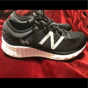 Women’s New Balance Fresh Foam Running Shoes Size 7.5